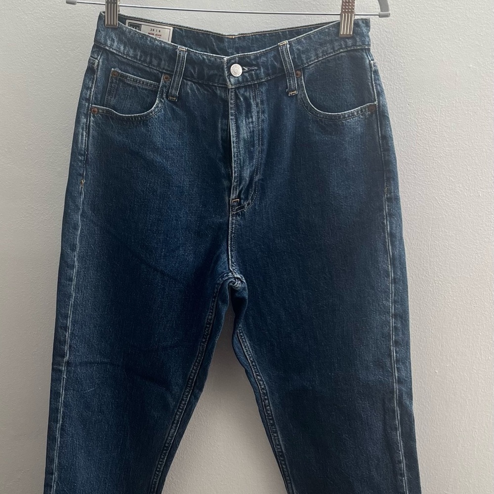 Women’s Straight Leg Blue Jeans